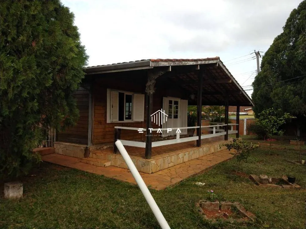 Casa, 4 quartos, 237 m² - Foto 1
