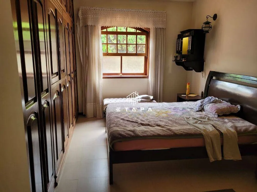 Casa, 4 quartos, 440 m² - Foto 1