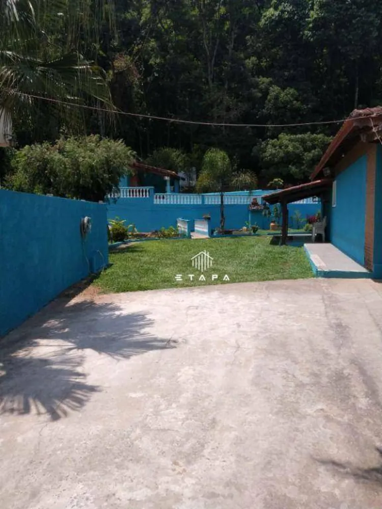 Chácara, 3 quartos, 1375 m² - Foto 2