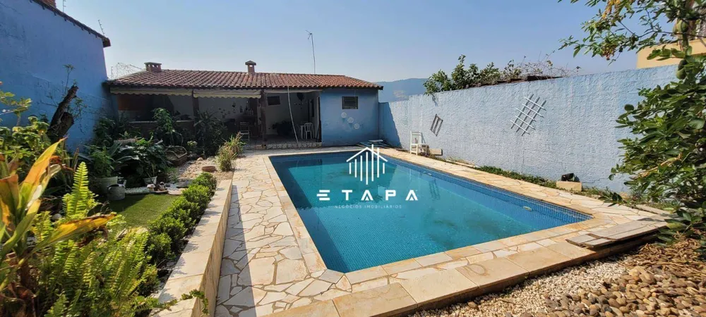 Casa, 3 quartos, 164 m² - Foto 1