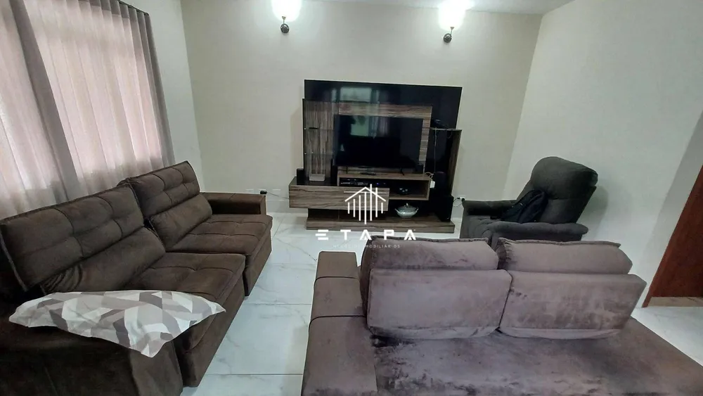 Casa, 3 quartos, 245 m² - Foto 2