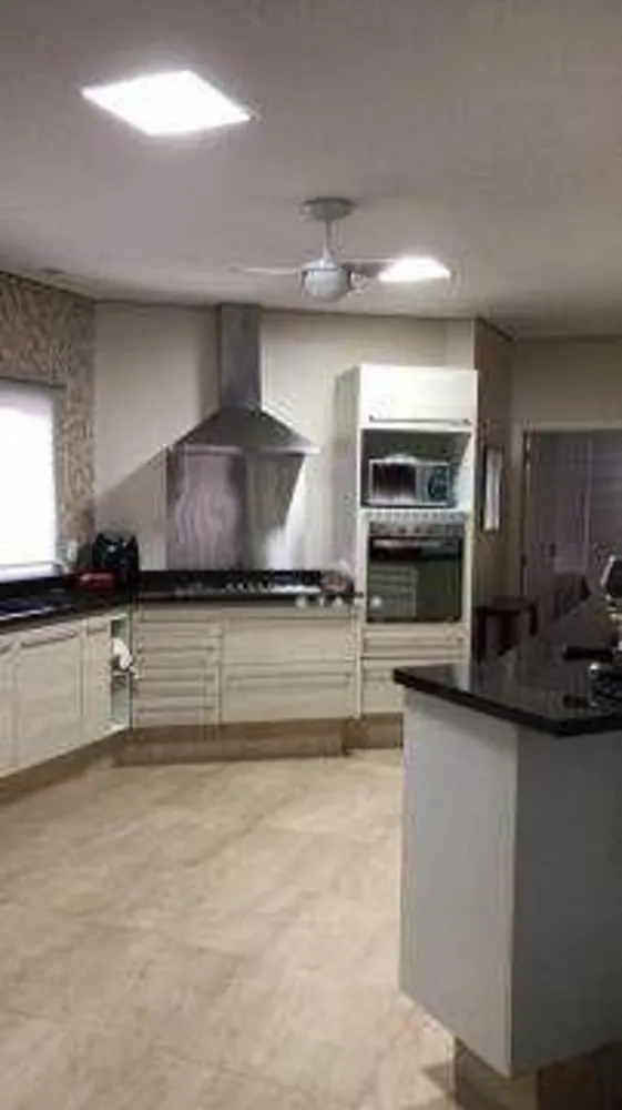 Casa, 4 quartos, 300 m² - Foto 6