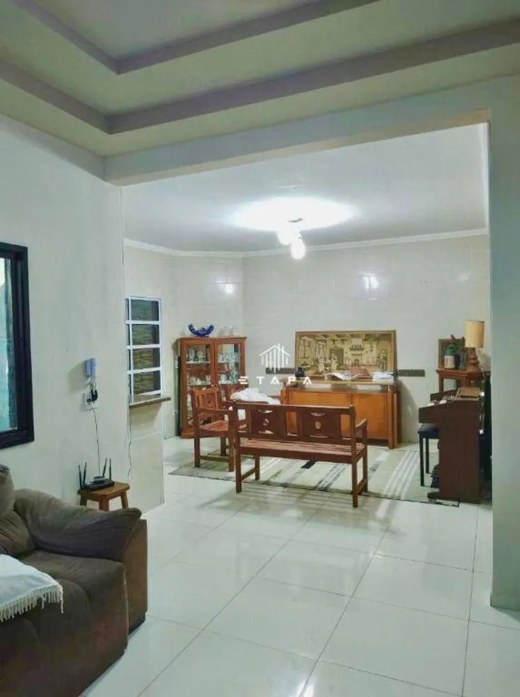 Casa, 3 quartos, 209 m² - Foto 2