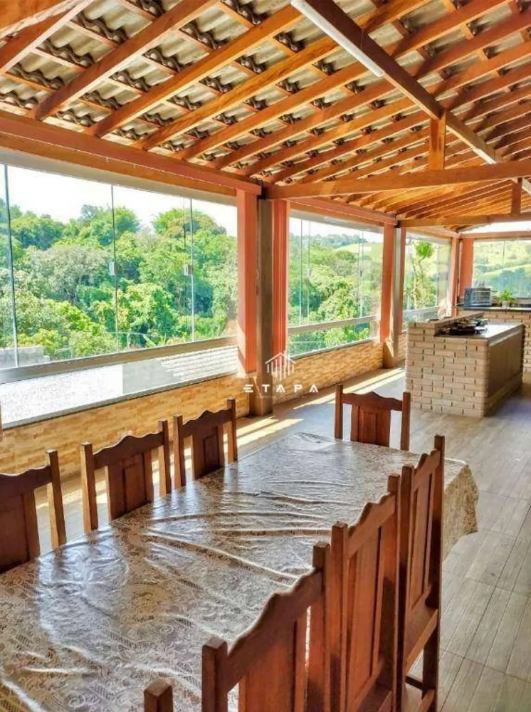 Casa, 3 quartos, 209 m² - Foto 1