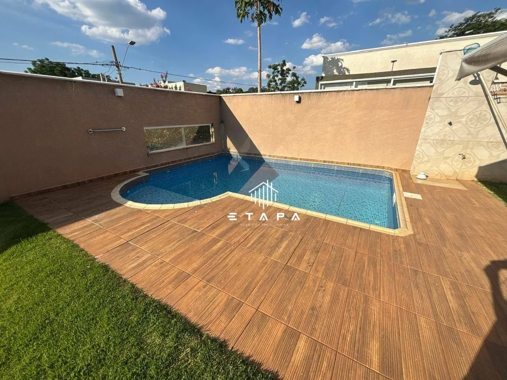 Casa, 3 quartos, 240 m² - Foto 14