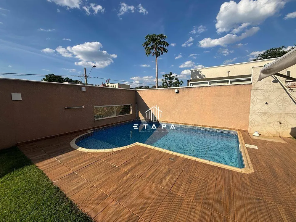 Casa, 3 quartos, 240 m² - Foto 13