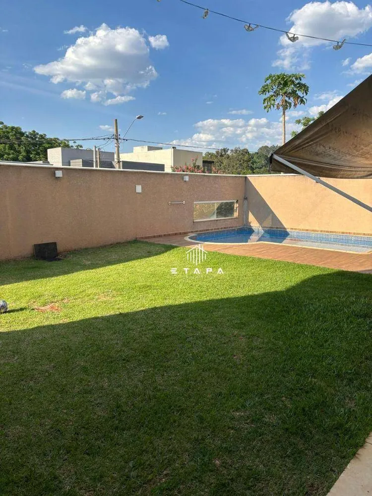 Casa, 3 quartos, 240 m² - Foto 12