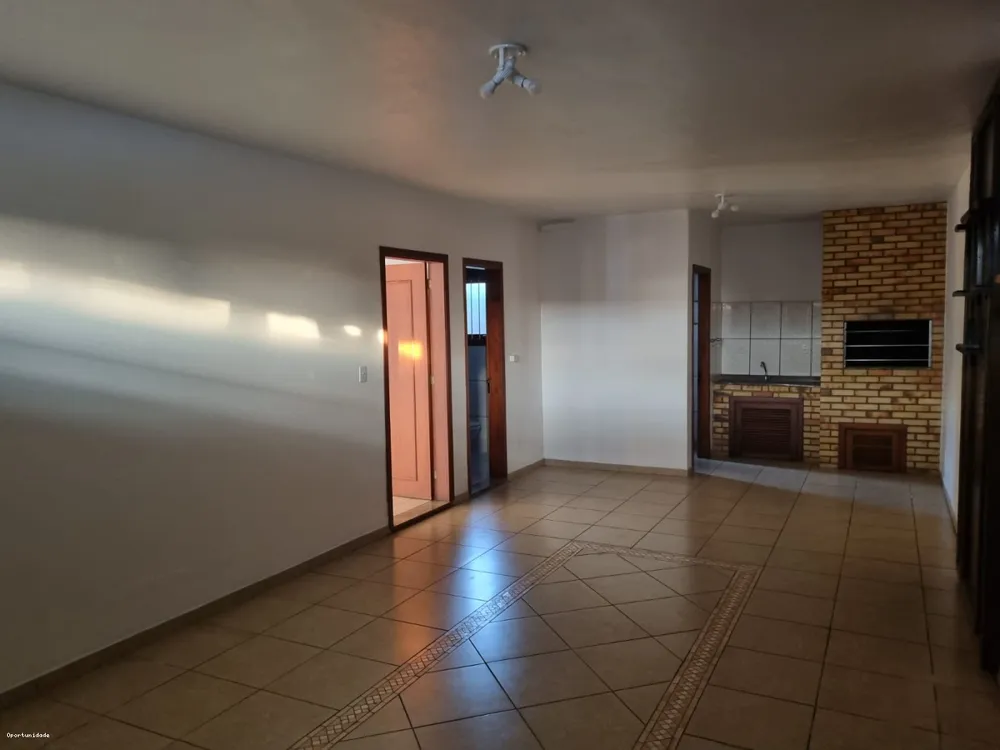 Casa, 3 quartos, 151 m² - Foto 2