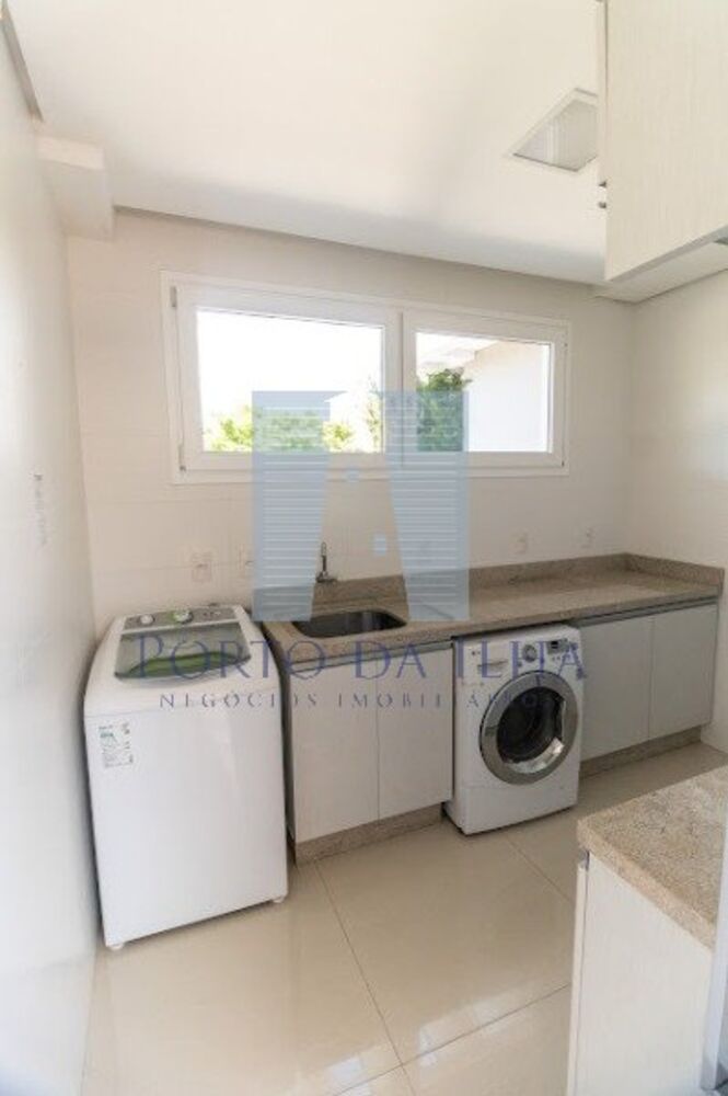 Casa à venda com 4 quartos, 470m² - Foto 1
