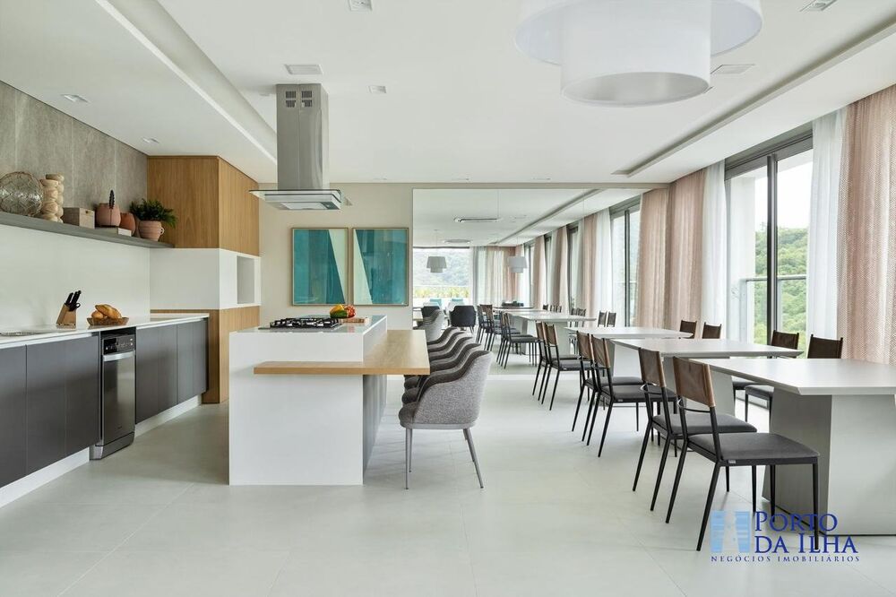 Apartamento à venda com 2 quartos, 66m² - Foto 1