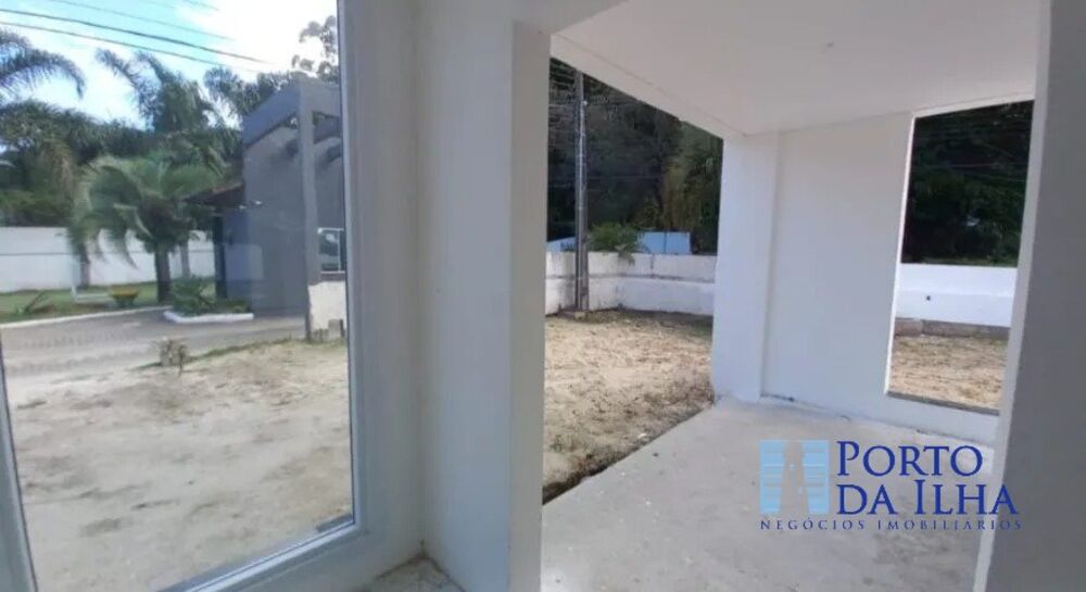 Casa de Condomínio à venda com 5 quartos, 288m² - Foto 3