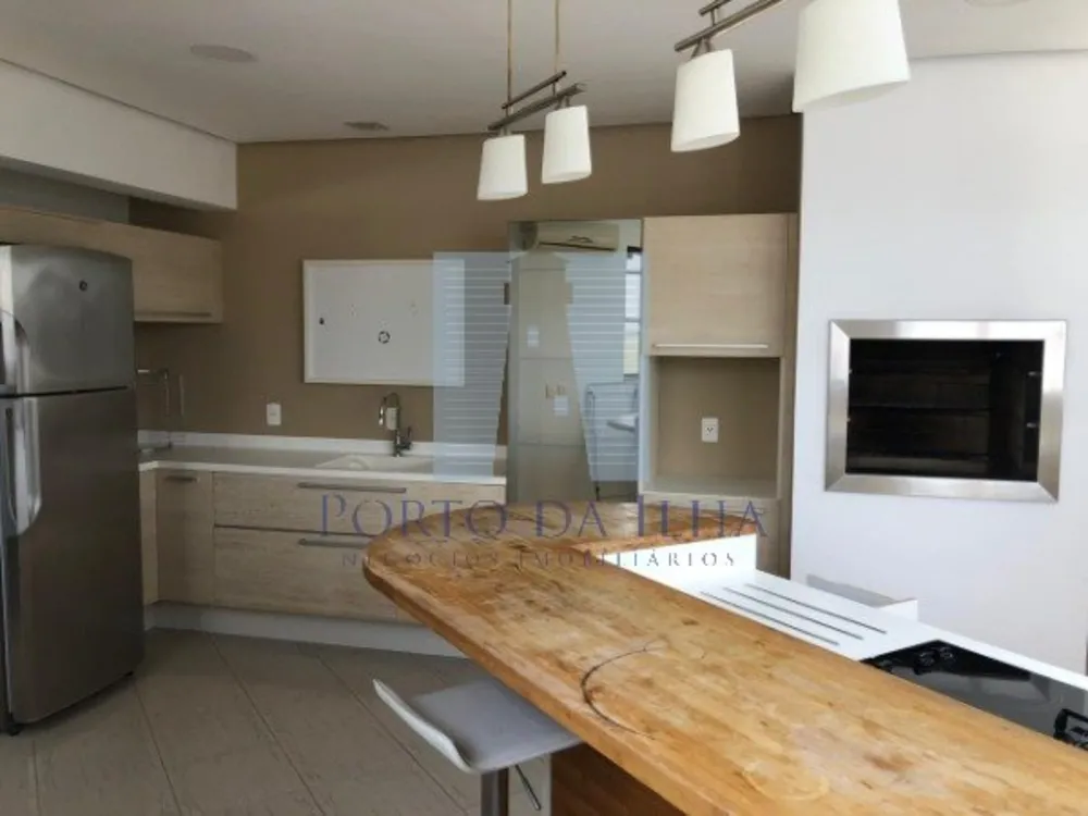 Cobertura, 3 quartos, 263 m² - Foto 3