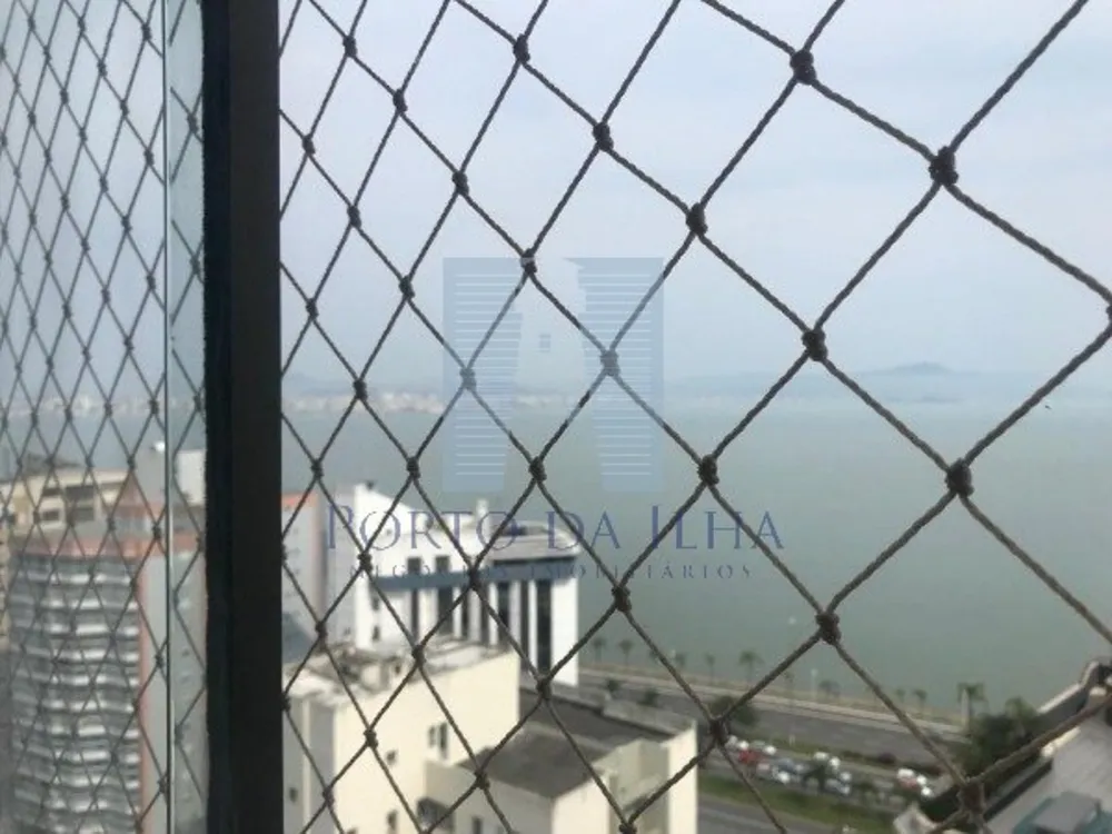 Cobertura, 3 quartos, 263 m² - Foto 4