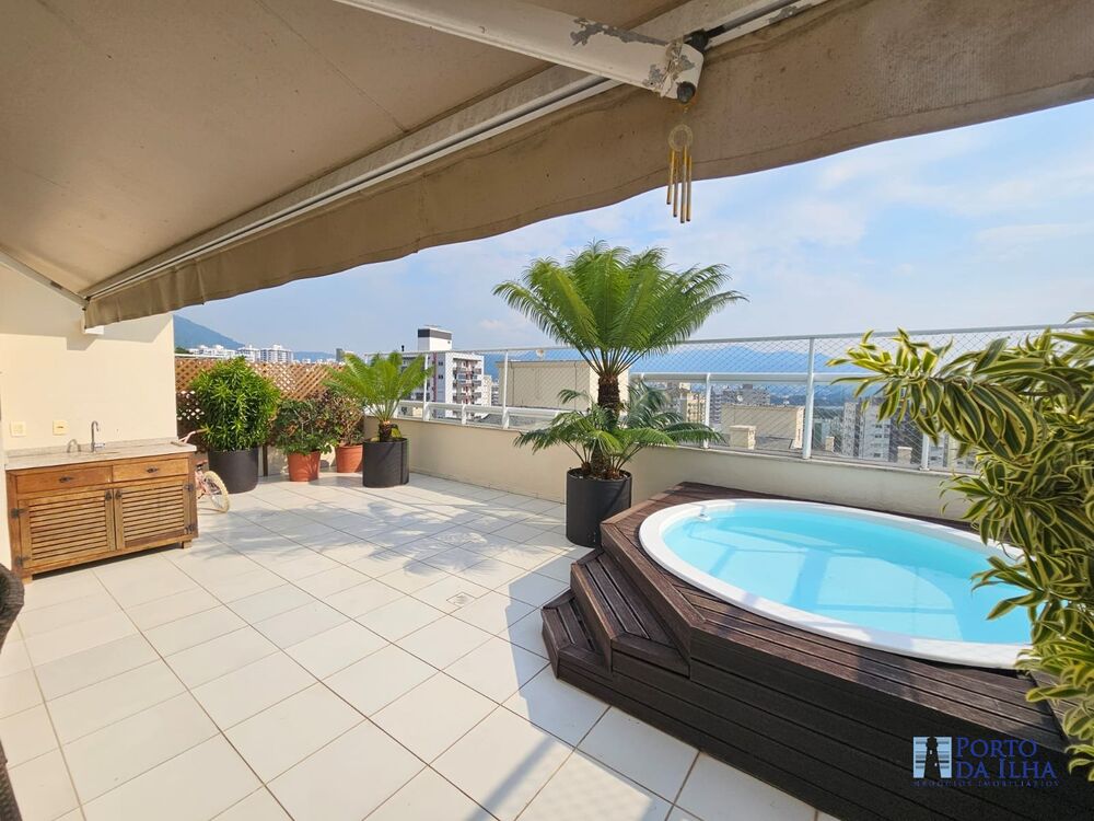 Apartamento à venda com 3 quartos, 227m² - Foto 1