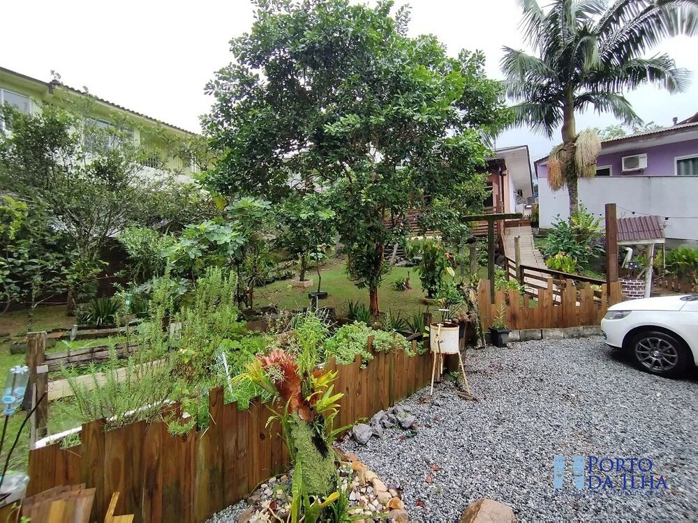 Casa à venda com 3 quartos, 130m² - Foto 4