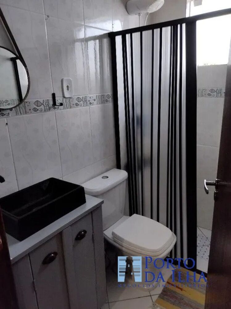 Casa à venda com 3 quartos, 130m² - Foto 1