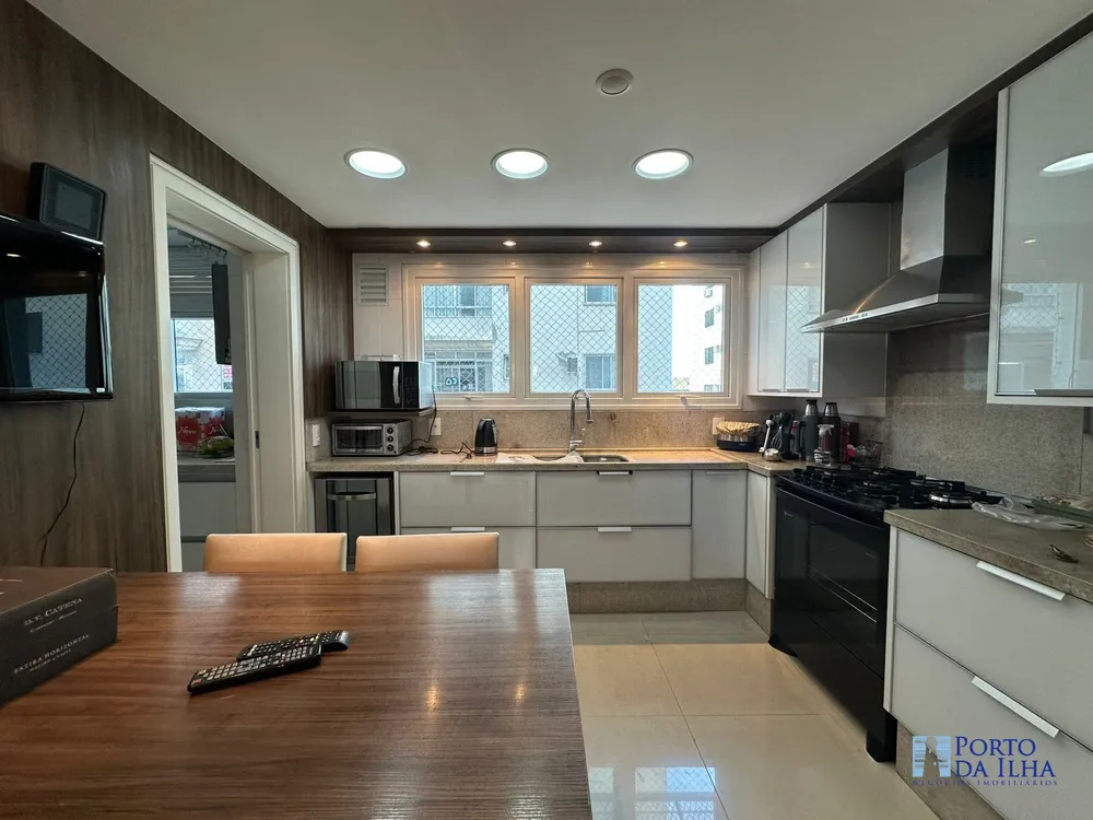 Apartamento, 3 quartos, 221 m² - Foto 12