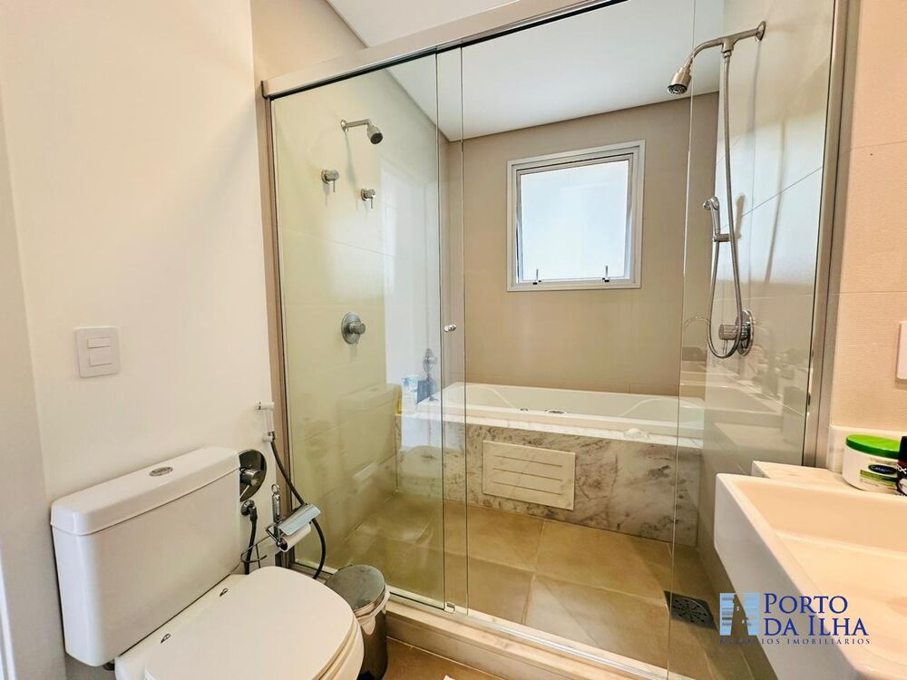 Apartamento, 3 quartos, 146 m² - Foto 1