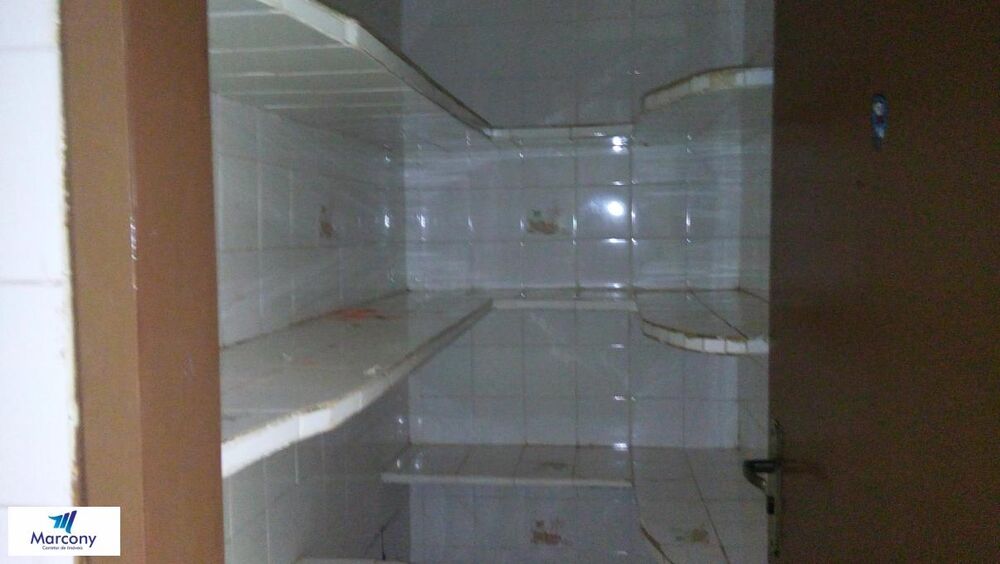 Casa à venda com 3 quartos, 288m² - Foto 5