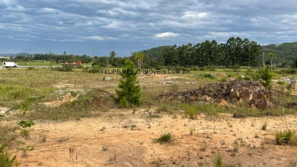 Loteamento e Condomínio - Foto 7