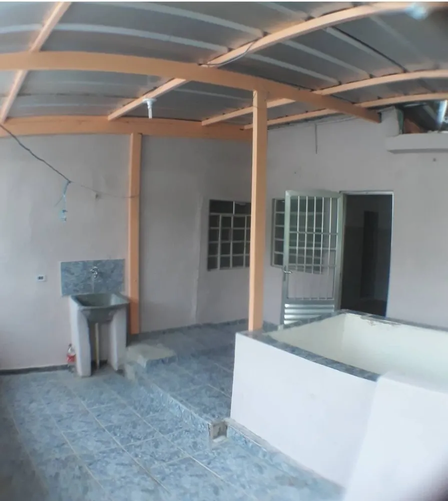Casa, 6 quartos, 288 m² - Foto 2