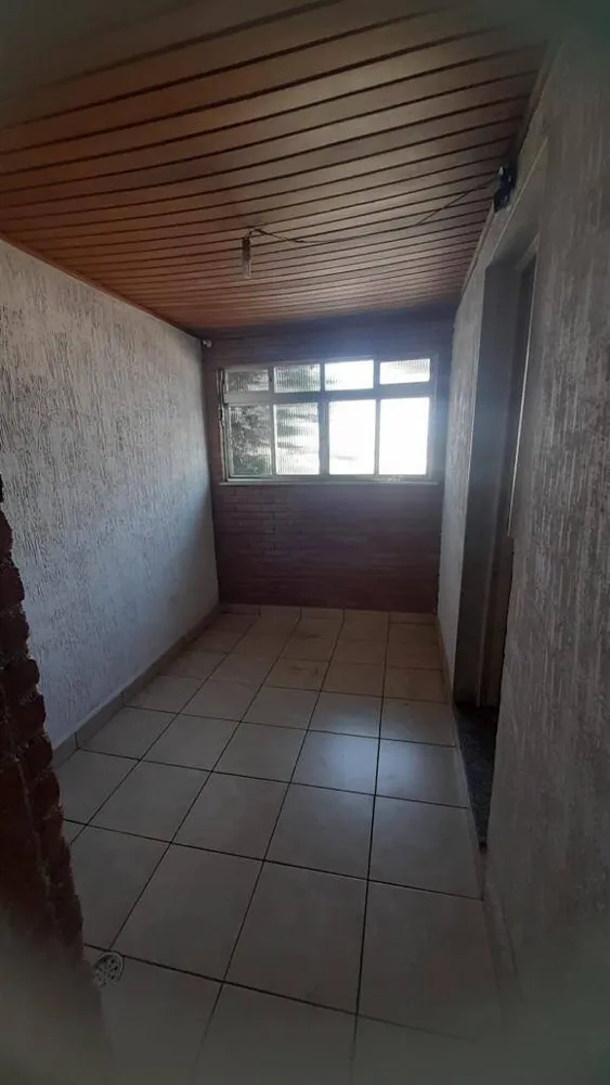 Casa, 3 quartos, 210 m² - Foto 2