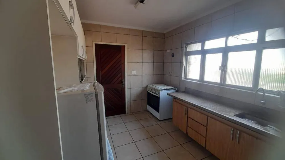 Casa, 3 quartos, 210 m² - Foto 6