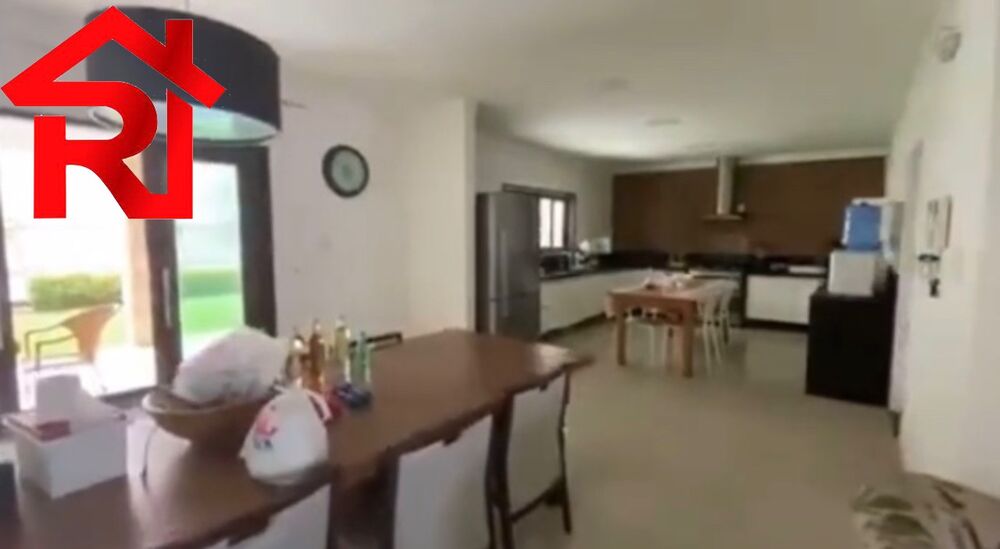 Casa à venda com 6 quartos, 800m² - Foto 3