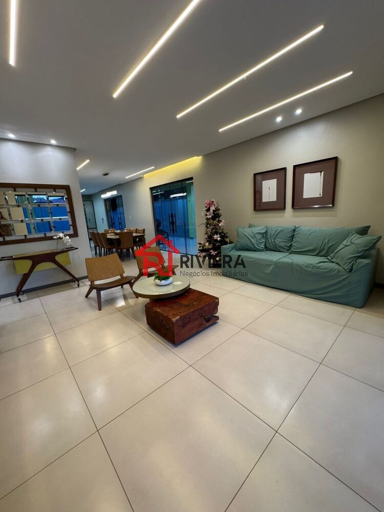 Casa à venda com 5 quartos, 1400m² - Foto 2