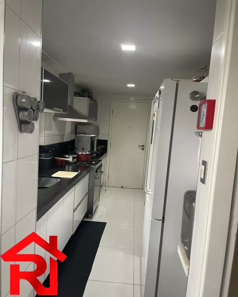 Apartamento à venda com 3 quartos, 117m² - Foto 8