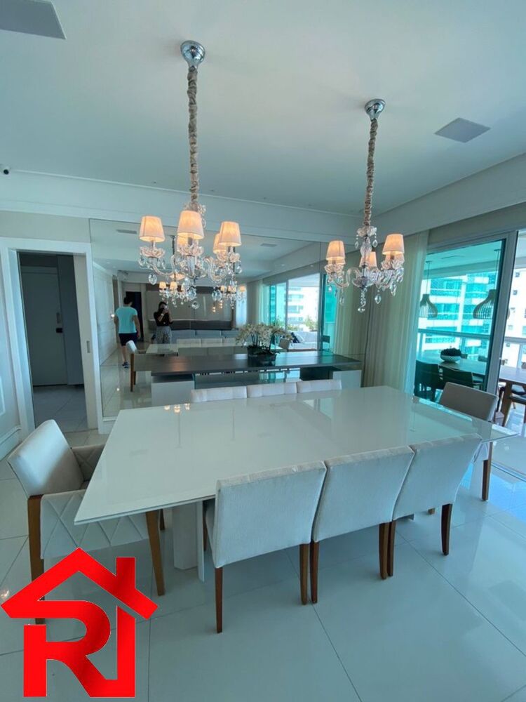 Apartamento, 3 quartos, 250 m² - Foto 1