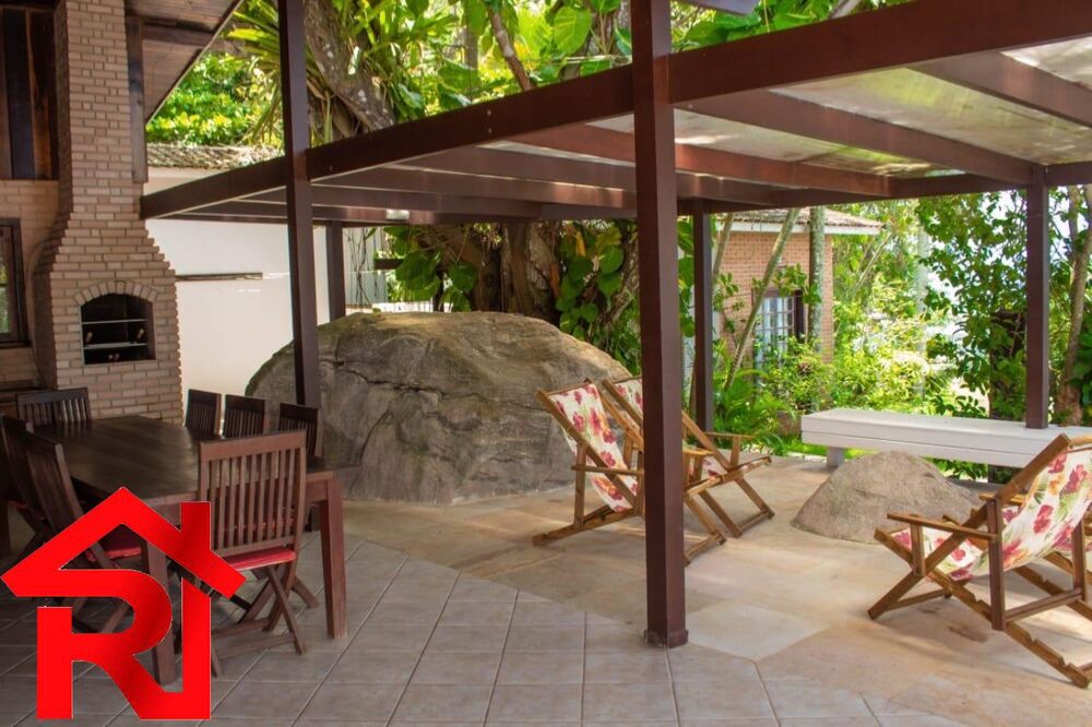 Casa, 7 quartos, 64000 m² - Foto 18