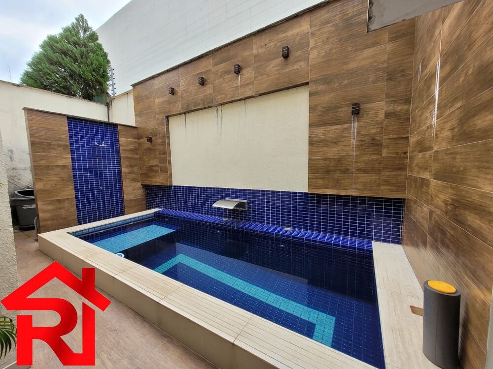 Casa, 5 quartos, 1000 m² - Foto 1