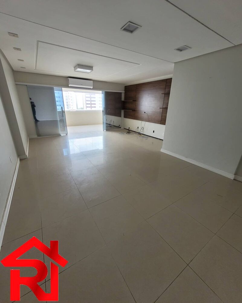 Apartamento para alugar com 4 quartos, 217m² - Foto 6