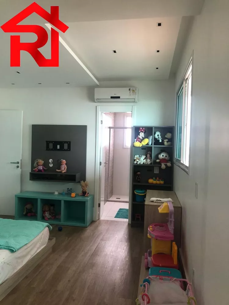 Apartamento à venda com 3 quartos, 193m² - Foto 4