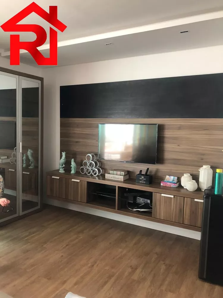 Apartamento à venda com 3 quartos, 193m² - Foto 3