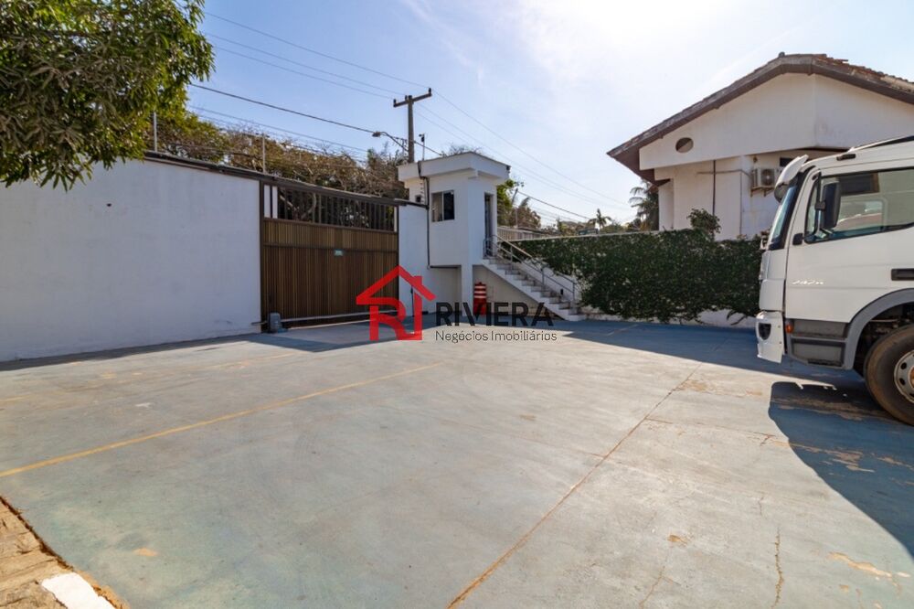 Casa à venda com 4 quartos, 1600m² - Foto 8