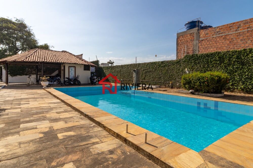 Casa à venda com 4 quartos, 1600m² - Foto 5