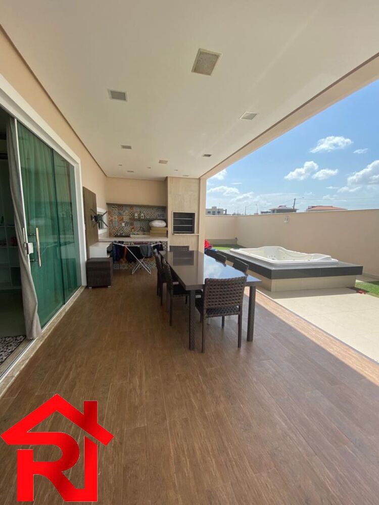 Casa à venda com 4 quartos - Foto 1