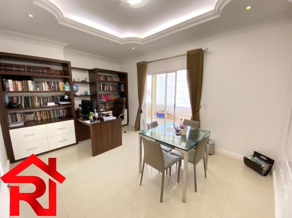 Casa à venda com 4 quartos, 800m² - Foto 10