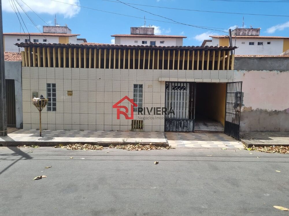 Casa, 3 quartos, 300 m² - Foto 1