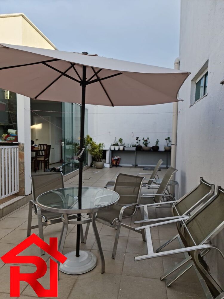 Casa, 4 quartos, 288 m² - Foto 2