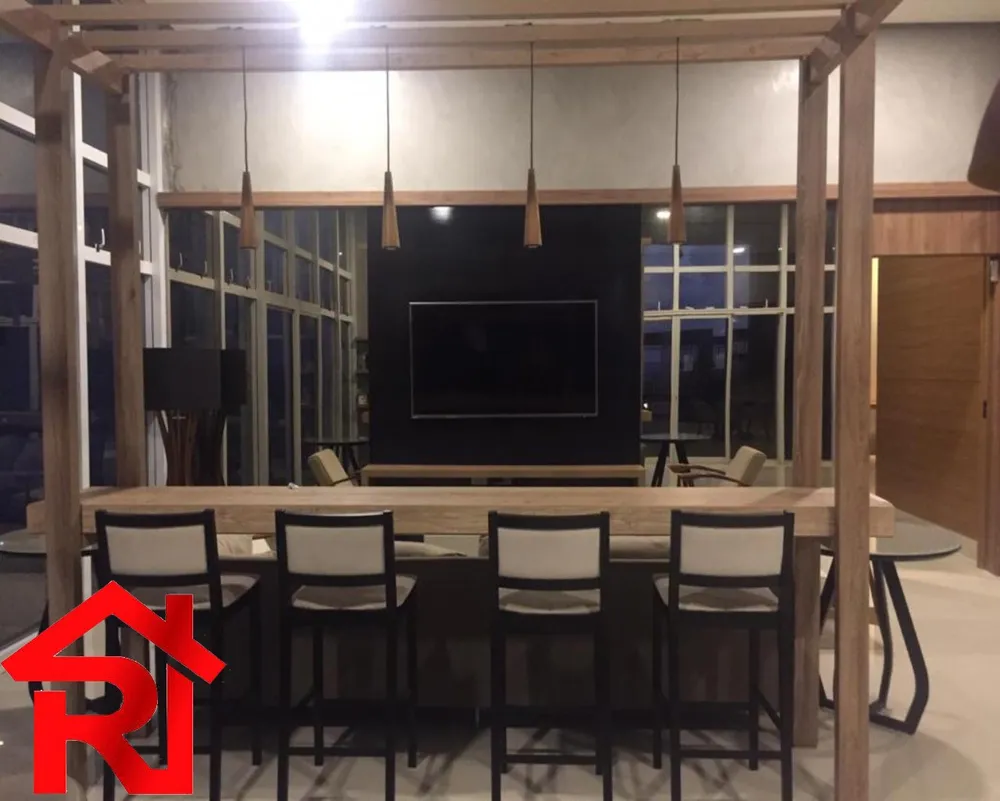 Apartamento, 4 quartos, 196 m² - Foto 2