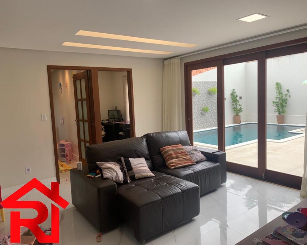 Casa, 4 quartos, 620 m² - Foto 1