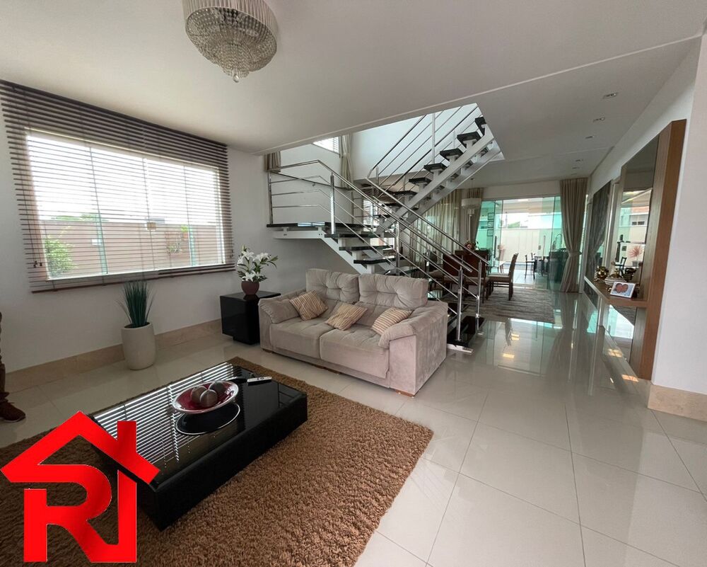 Casa à venda com 4 quartos, 500m² - Foto 2