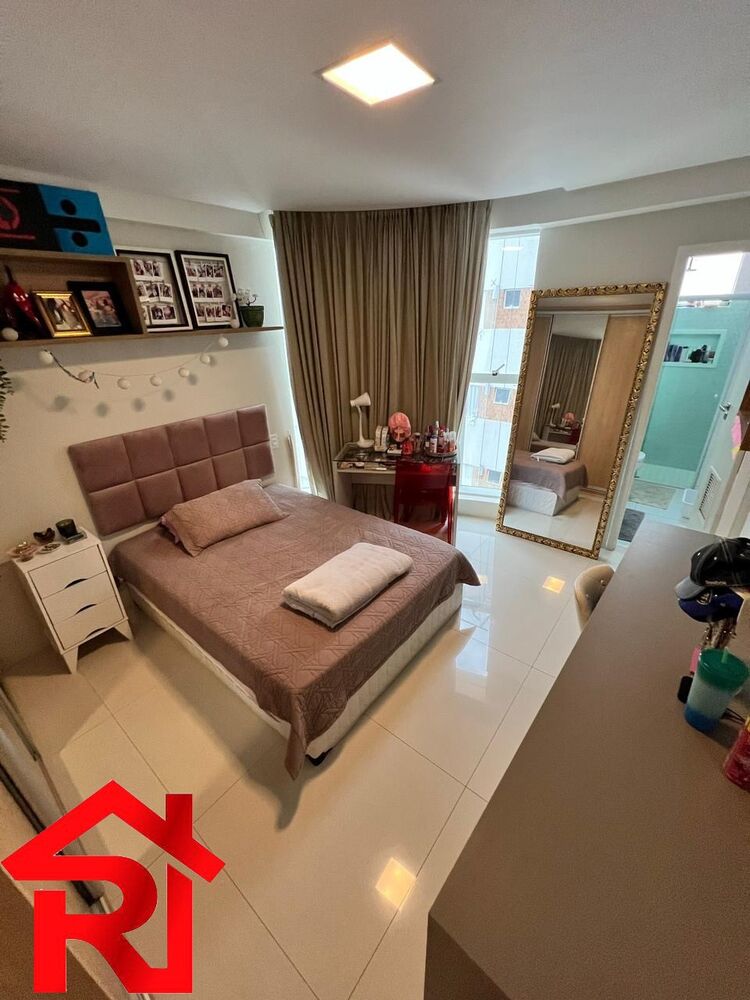 Apartamento à venda com 4 quartos, 200m² - Foto 4