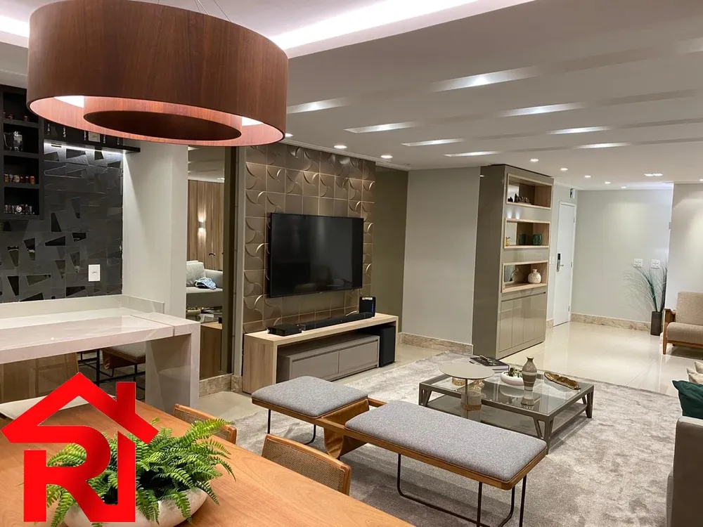 Apartamento, 4 quartos, 217 m² - Foto 1