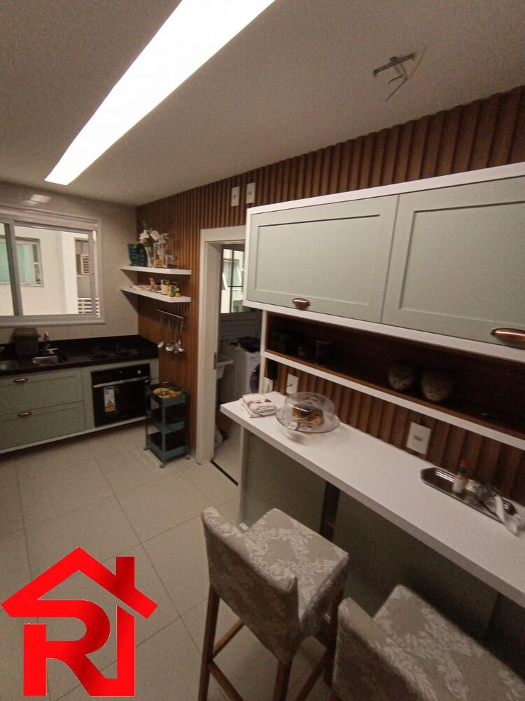 Apartamento, 3 quartos, 193 m² - Foto 2
