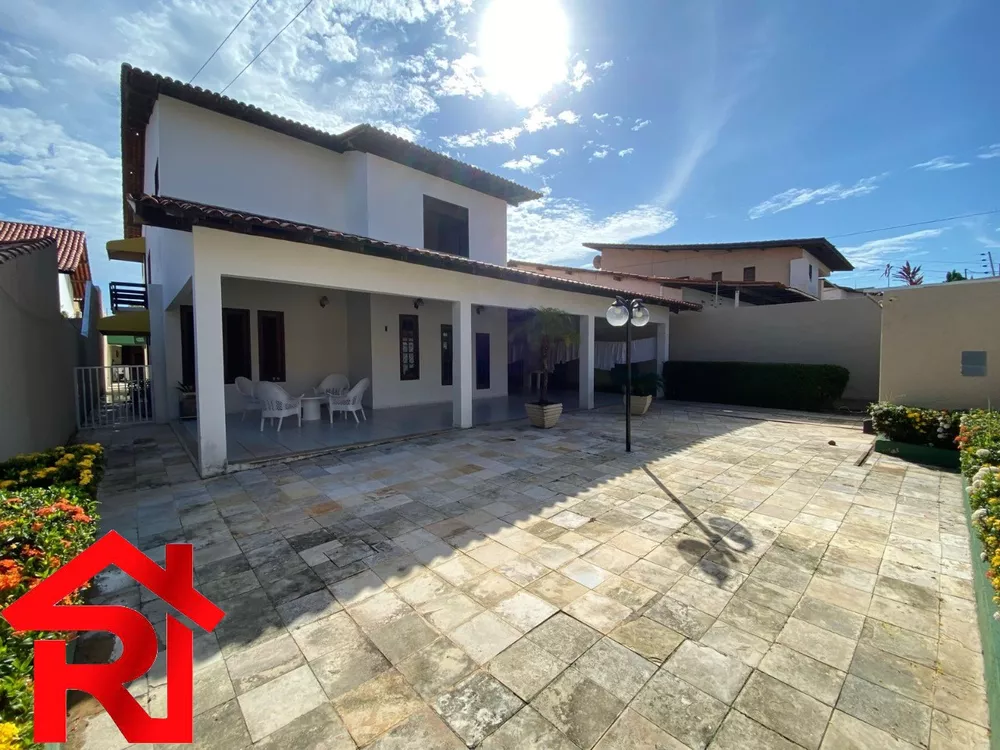 Casa à venda com 4 quartos, 600m² - Foto 3