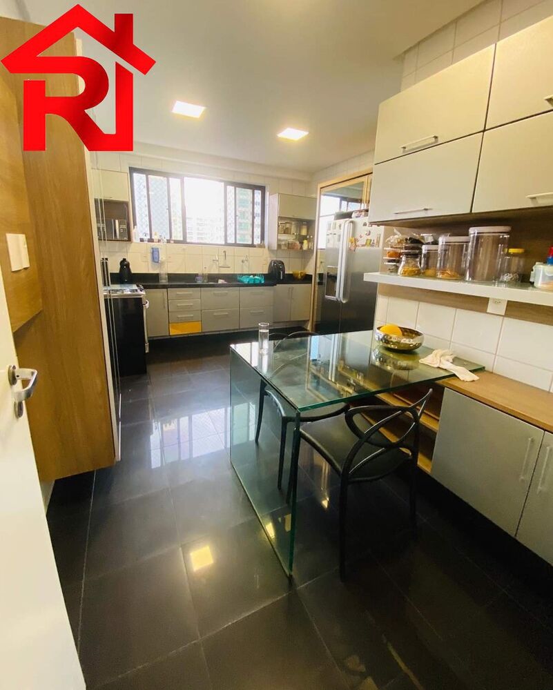 Apartamento, 3 quartos, 140 m² - Foto 1